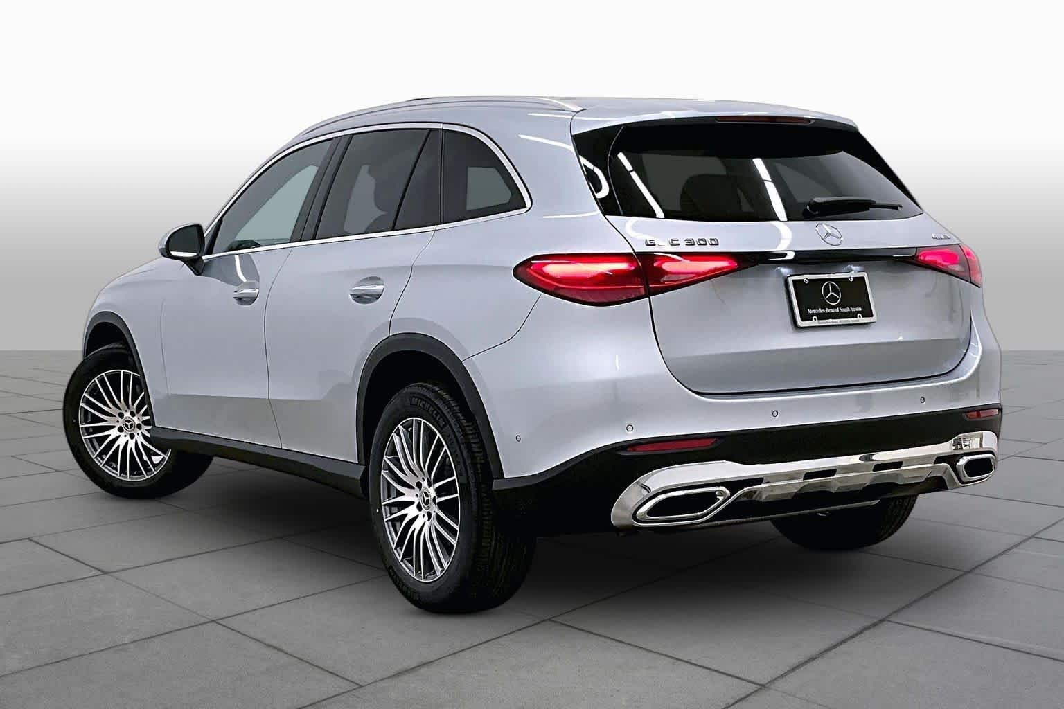 New 2026 Cirrus Silver Metallic Mercedes-Benz GLC 300 image 12