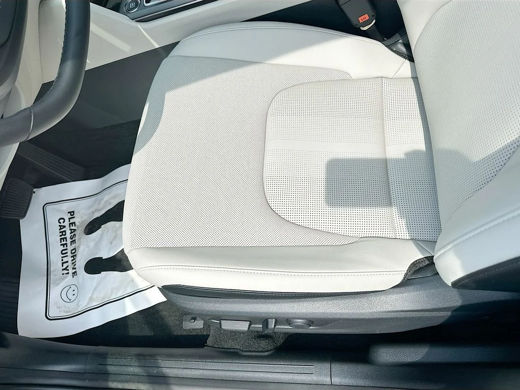 New 2026 Ebony Black Kia EX image 18