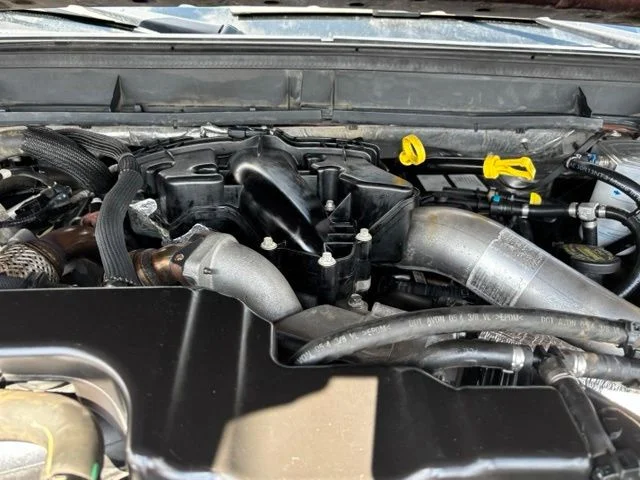 Used 2015  Ford Lariat image 25