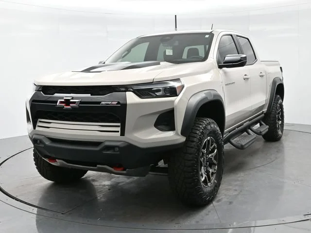Used 2026 White Sands Chevrolet ZR2 image 3