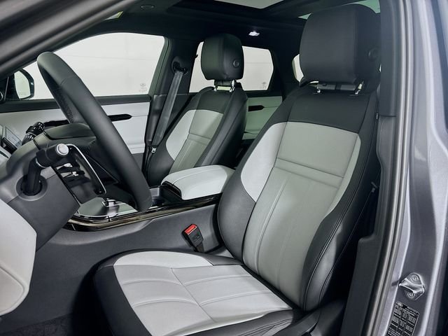 New 2026 Gray Land Rover Dynamic image 22