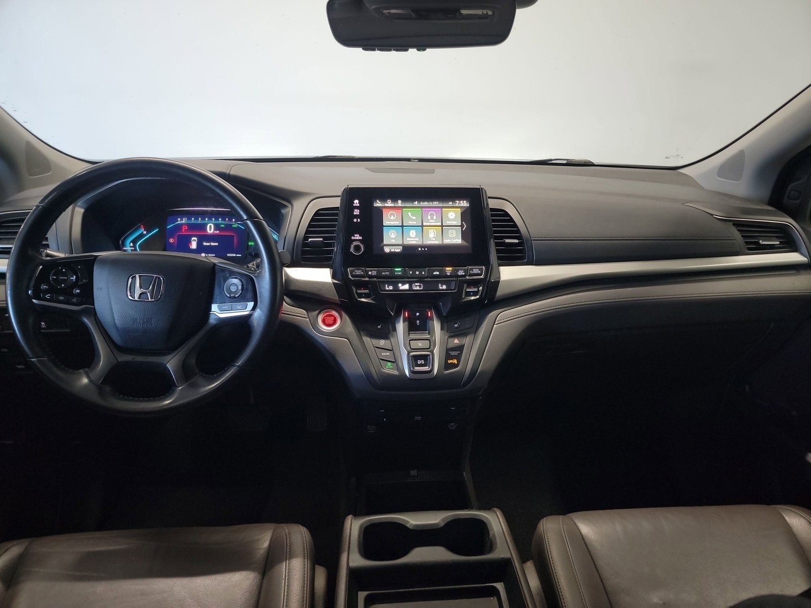 Used 2018 Modern Steel Metallic Honda Touring image 14
