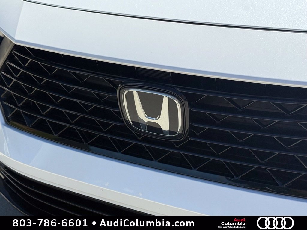 Used 2024  Honda EX image 7