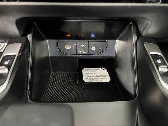 New 2026 Black Kia EX image 26