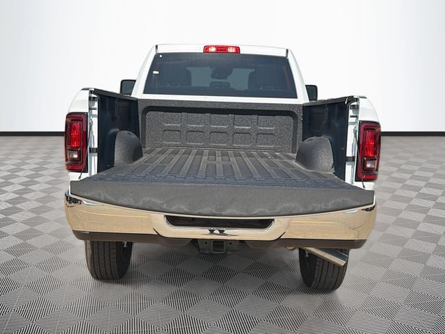 New 2026 White Ram Tradesman image 27