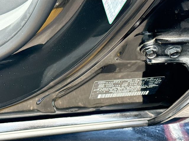 Used 2024 Black Hyundai SEL image 30