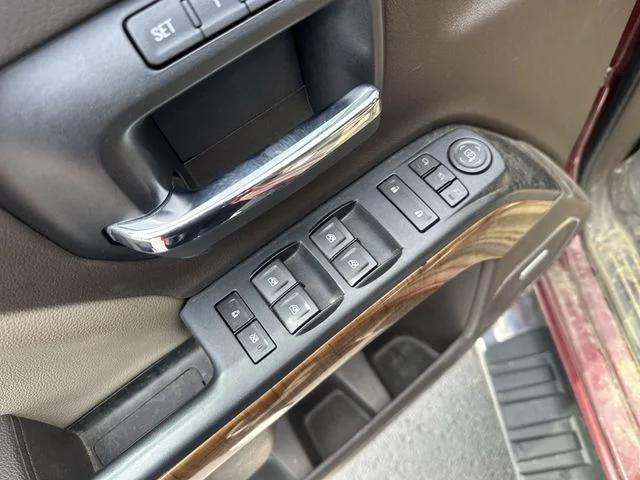 Used 2017 Red GMC SLT image 19