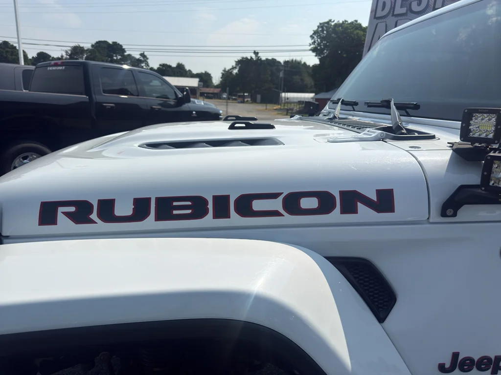 Used 2023 Bright White Clearcoat Jeep Rubicon image 10