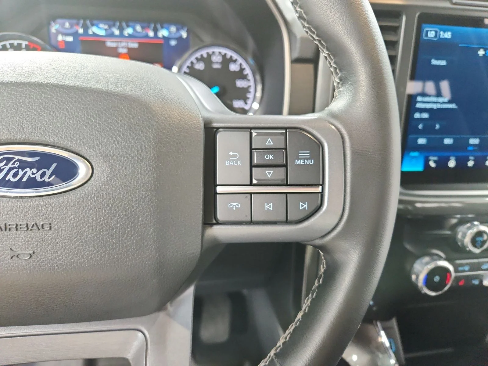 Used 2023 Blue Ford XLT image 24