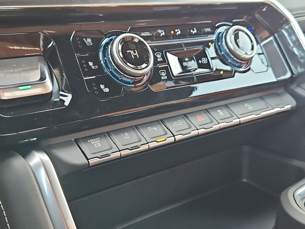 New 2026 Onyx Black GMC Denali Ultimate image 11