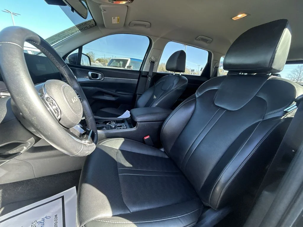 Used 2025 Gray Kia S image 19