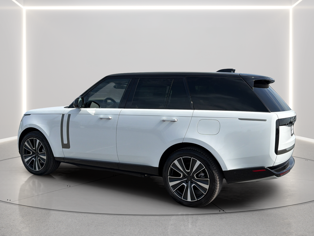 New 2026 Fuji White Land Rover SE image 14