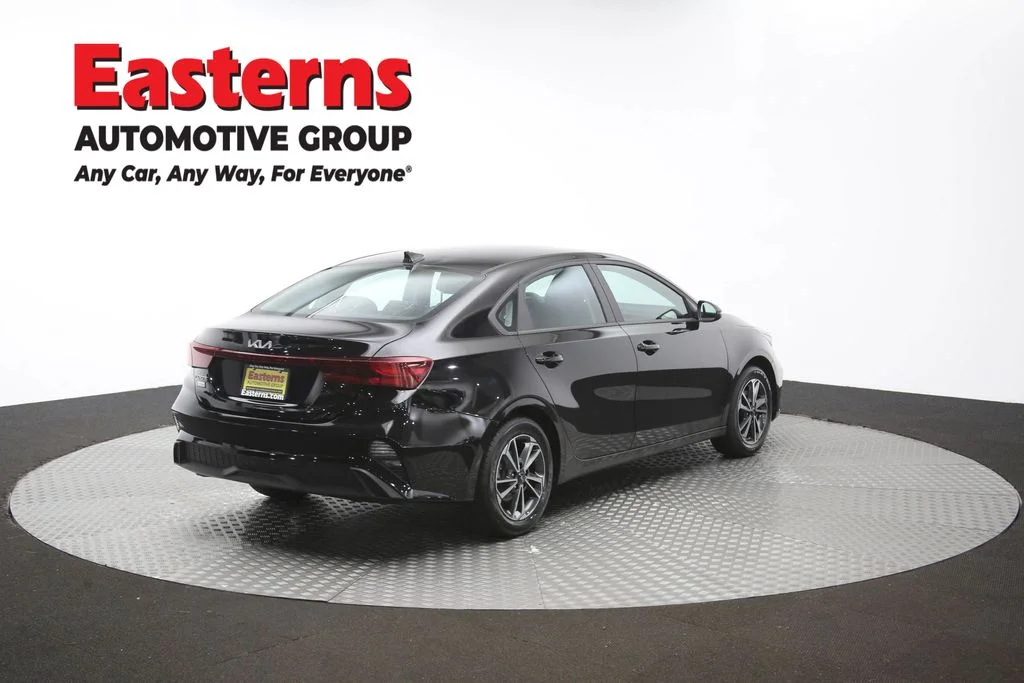 Used 2023 Black Kia LXS image 40