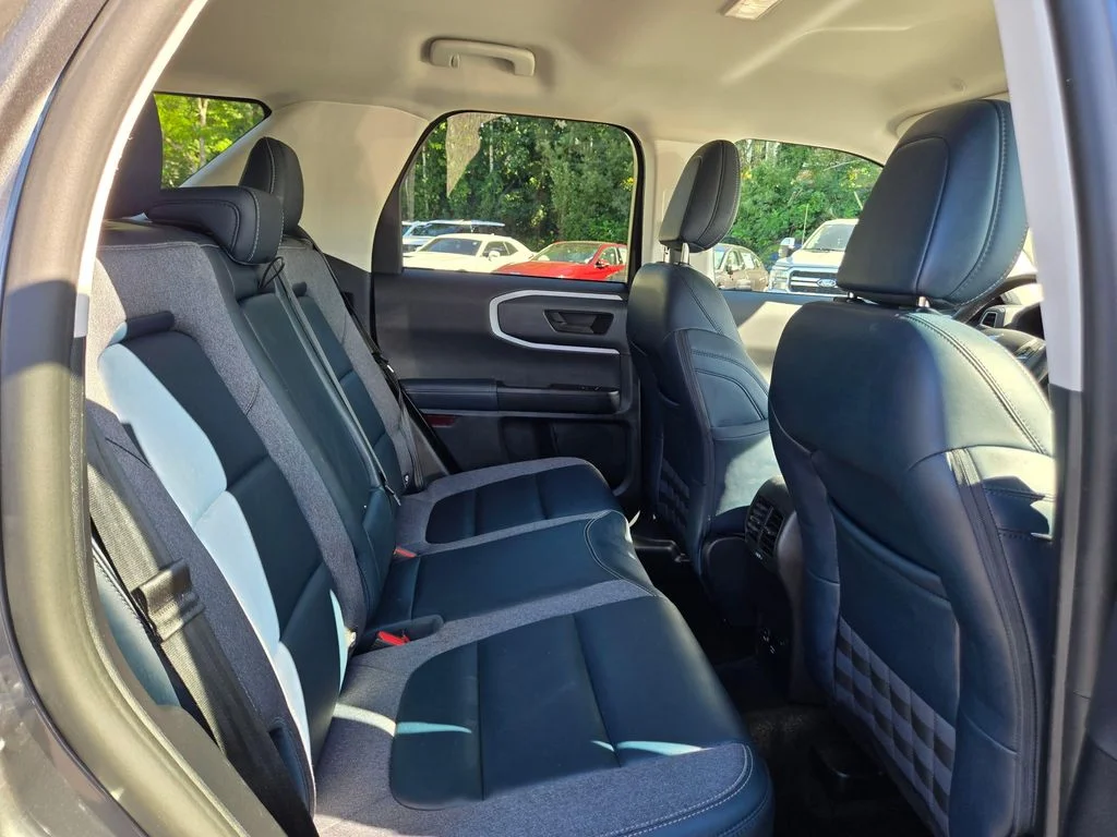 Used 2024 Gray Metallic Ford Outer Banks image 12