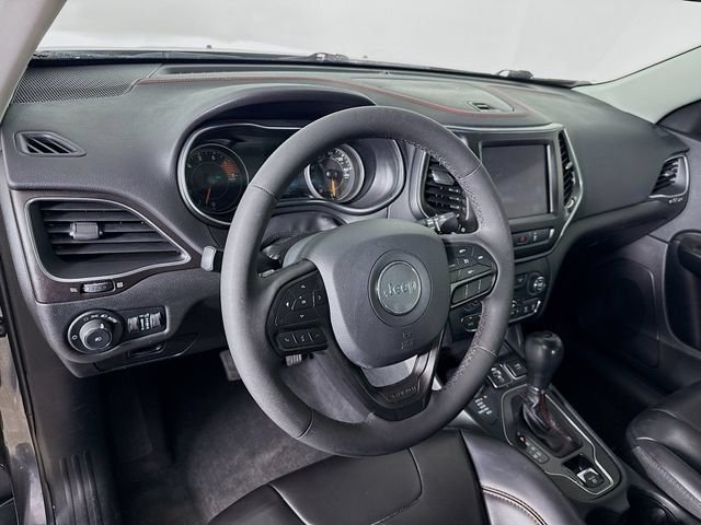 Used 2022 Gray Jeep Trailhawk image 7