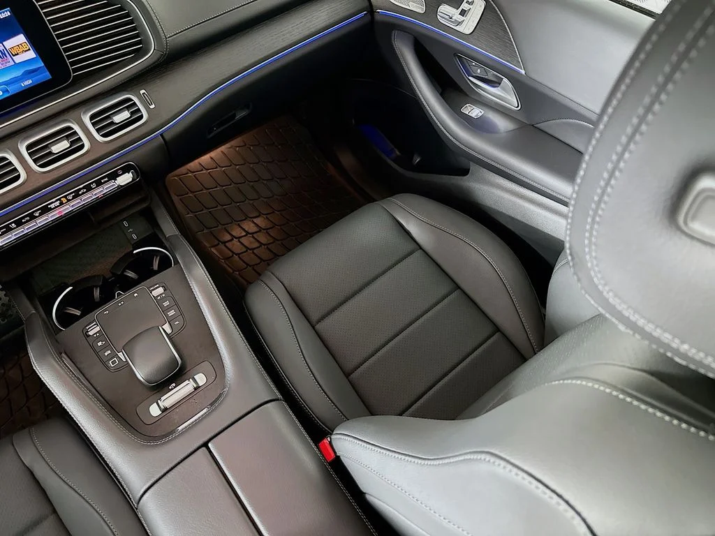 Used 2025 Black Mercedes-Benz GLS 450 image 22