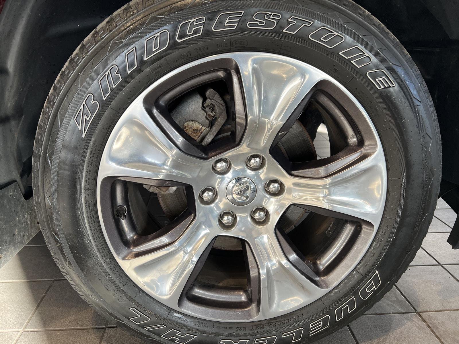 Used 2019 Delmonico Red Pearlcoat Ram Laramie image 9