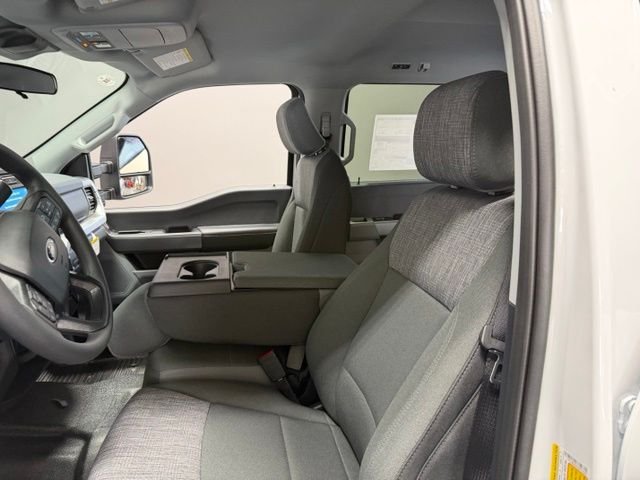 New 2026 Oxford White Ford F-250® XLT image 16