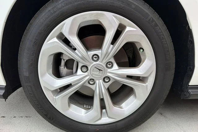 Certified Used 2025 Platinum White Pearl Honda LX image 5