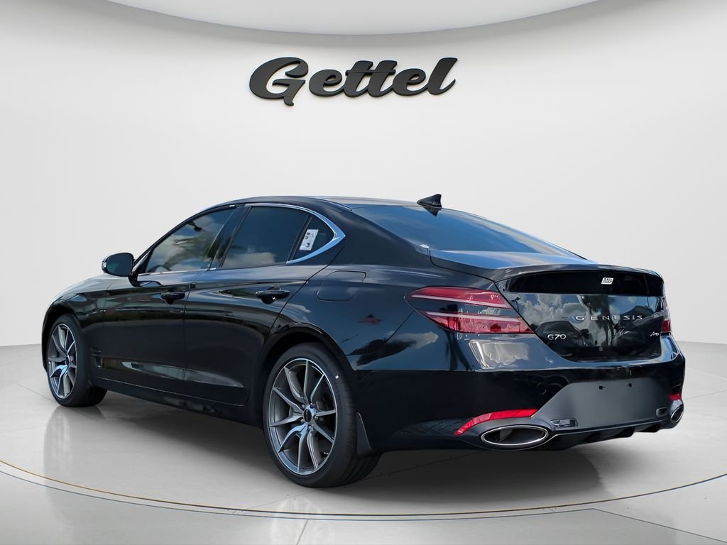 2026 GENESIS G70 Standard - Photo 7