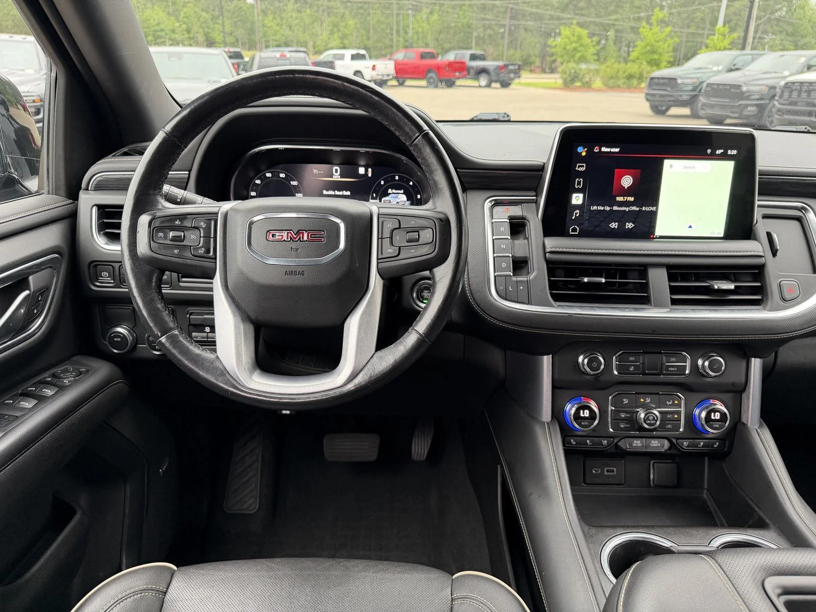 Used 2022 Onyx Black GMC SLT image 8