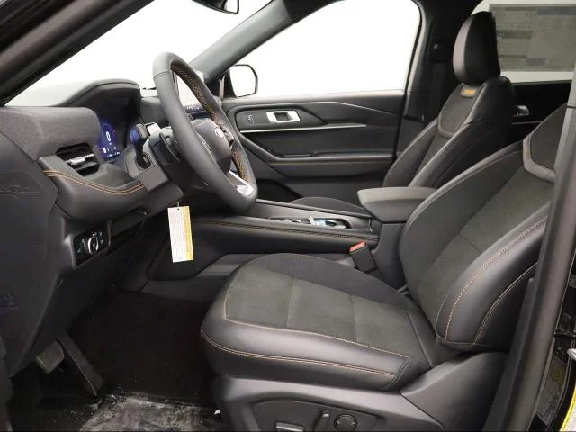 New 2026 Agate Black Metallic Ford Tremor® image 26