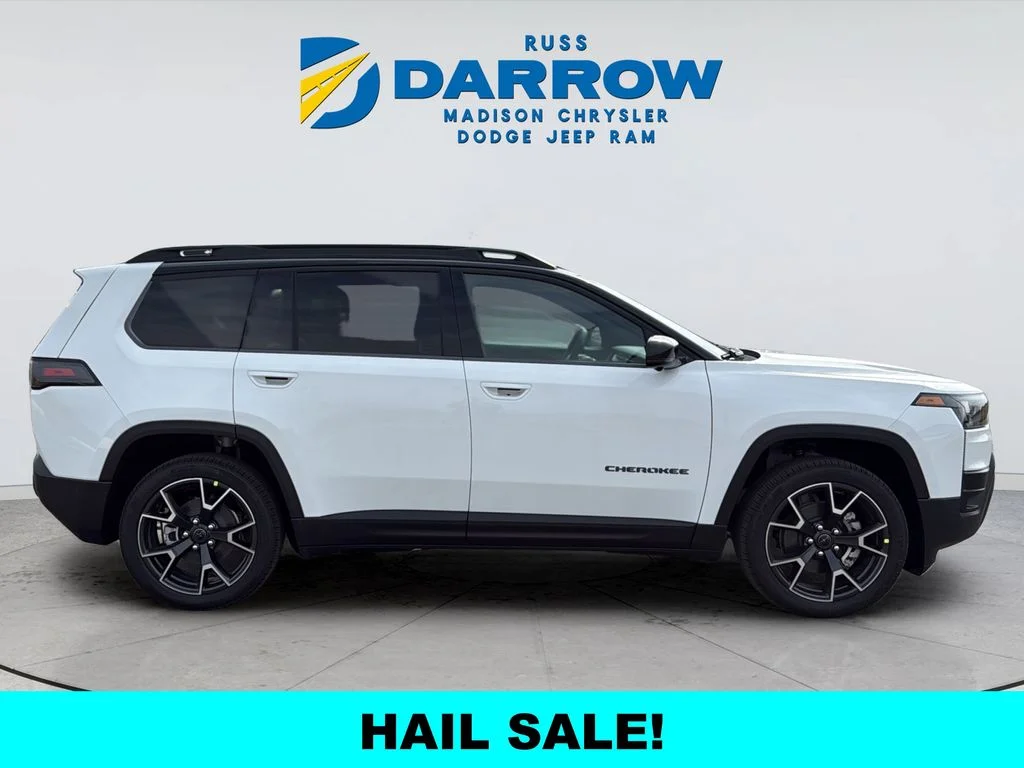 New 2026 Bright White Clear-Coat Exterior Paint Jeep Overland image 6