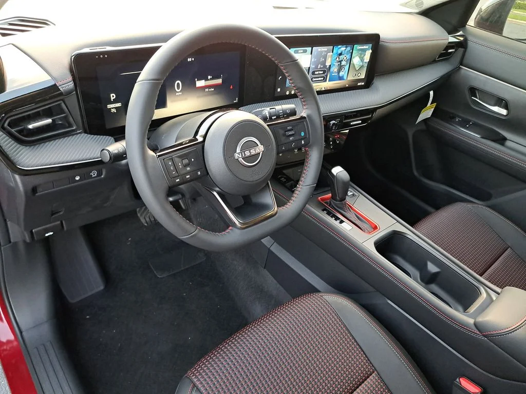 2026 Nissan KICKS SR - Photo 18