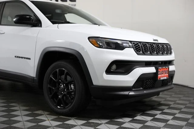 New 2026 Bright White Clear-Coat Exterior Paint Jeep Latitude image 25