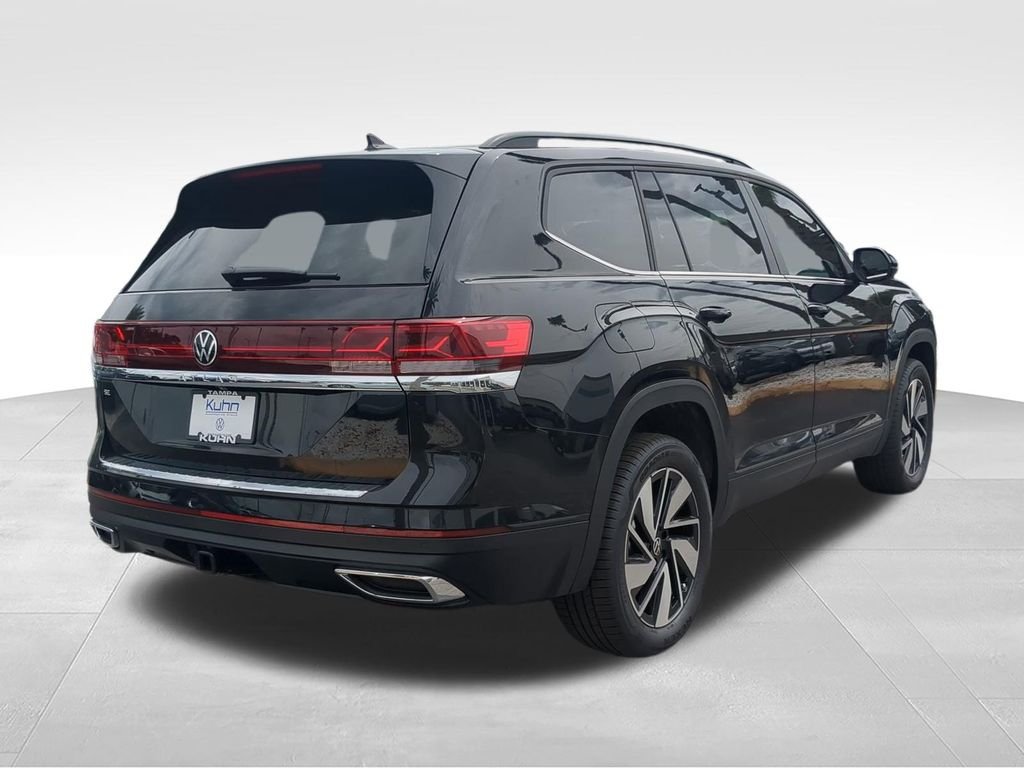 New 2026 Black Volkswagen 2.0T SE w/Technology image 4