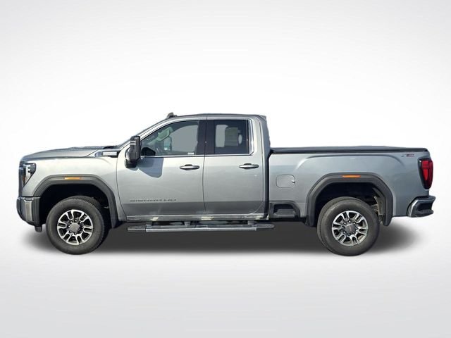 Used 2024 Silver GMC SLE image 11