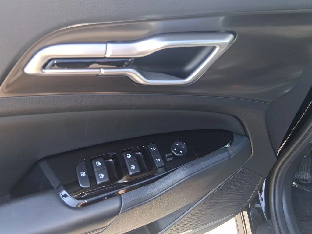 Used 2024 Black Kia EX image 10