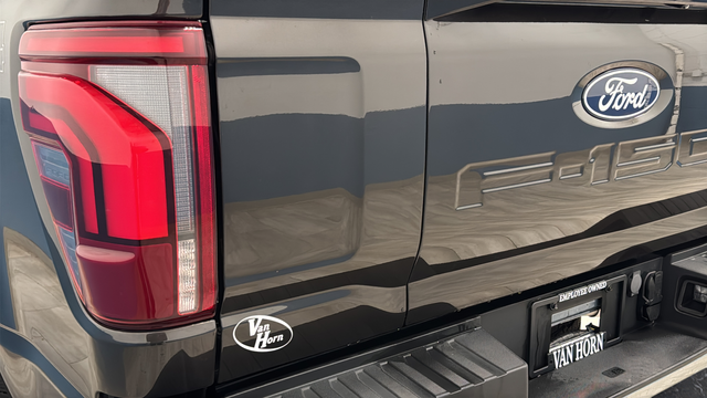 Used 2024 Darkened Bronze Metallic Ford Lariat image 42