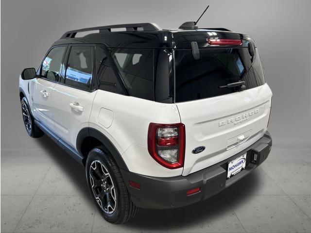 Used 2025 Oxford White Ford Outer Banks image 3