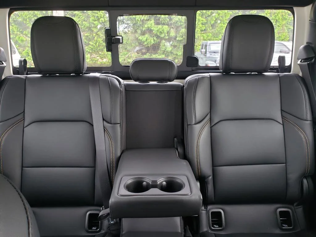 New 2026 Black Clear-Coat Exterior Paint Jeep Texas Trail image 13