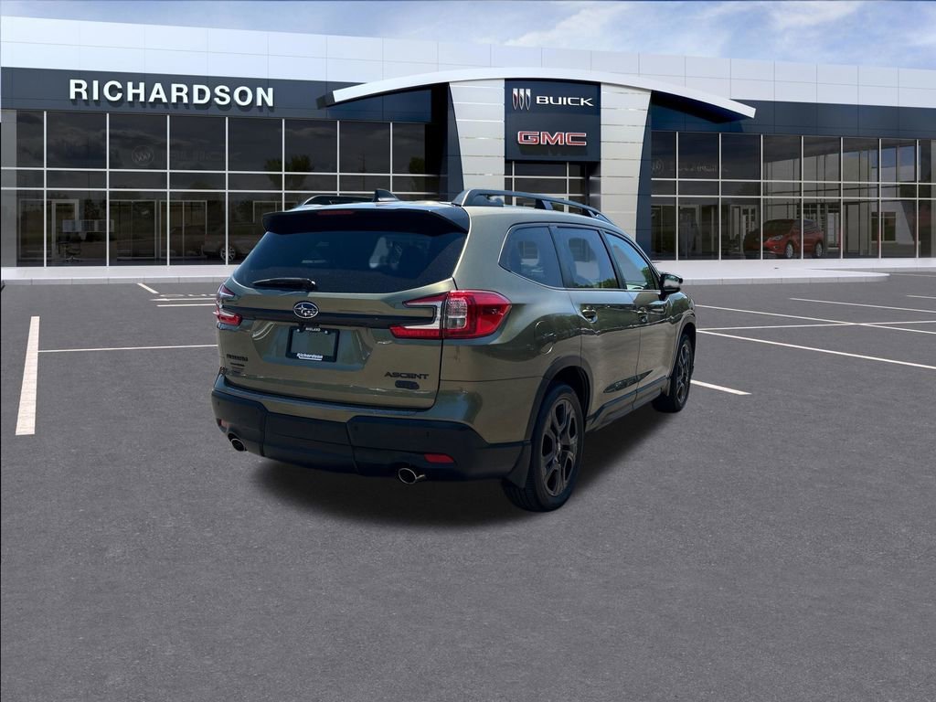 Used 2024 Green Subaru Onyx Edition 7-Passenger image 5
