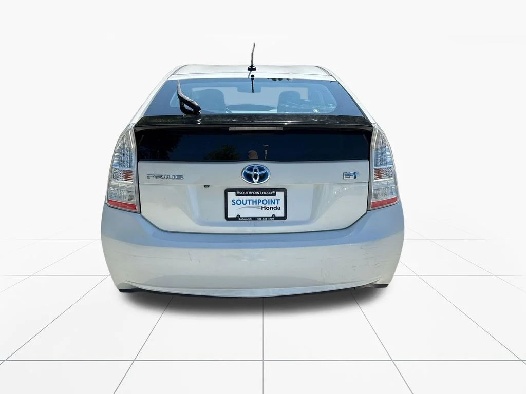 Used 2010 Blizzard Pearl Toyota I image 7