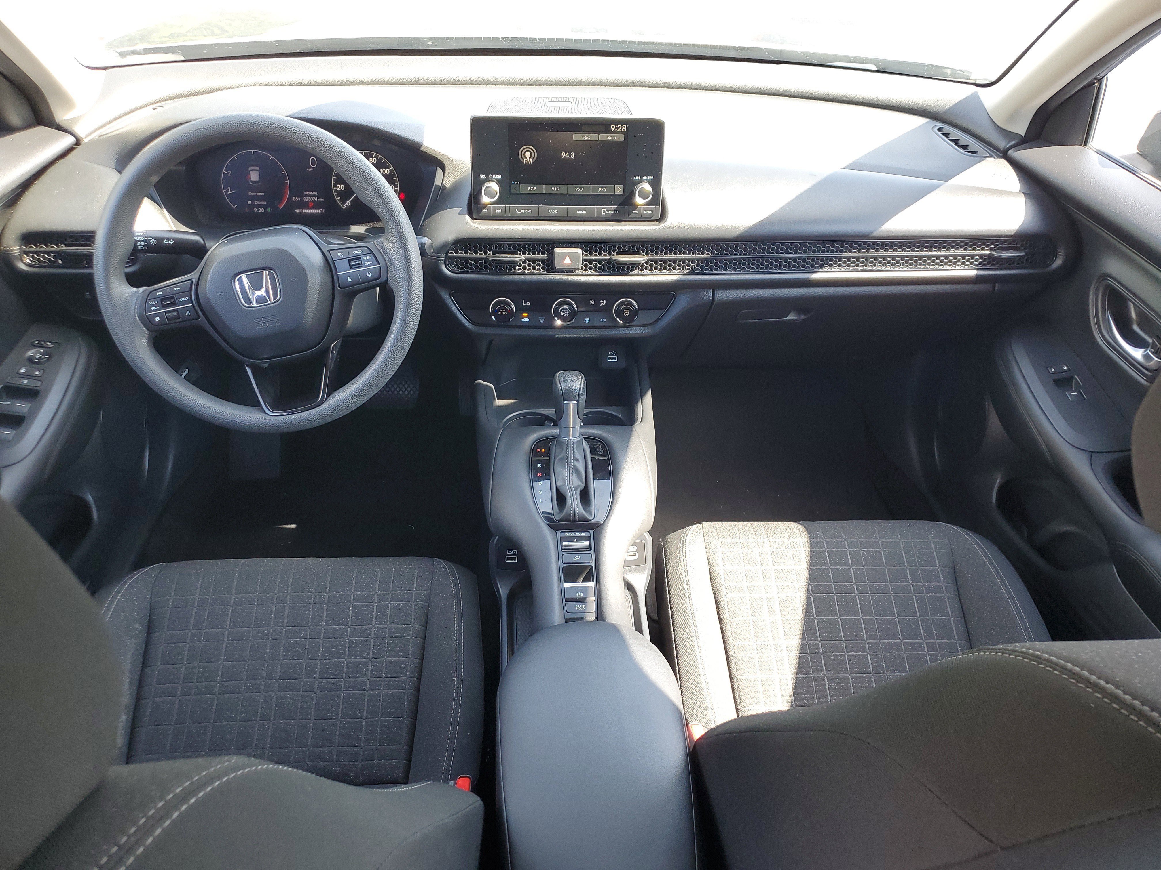 Used 2023  Honda LX image 15