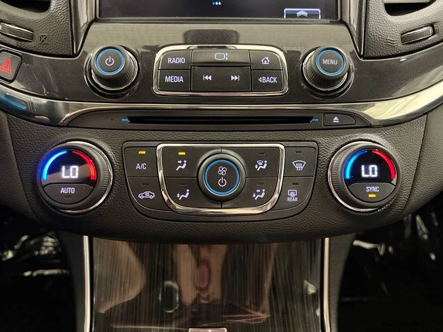 Used 2018 Pearl Chevrolet Premier image 14