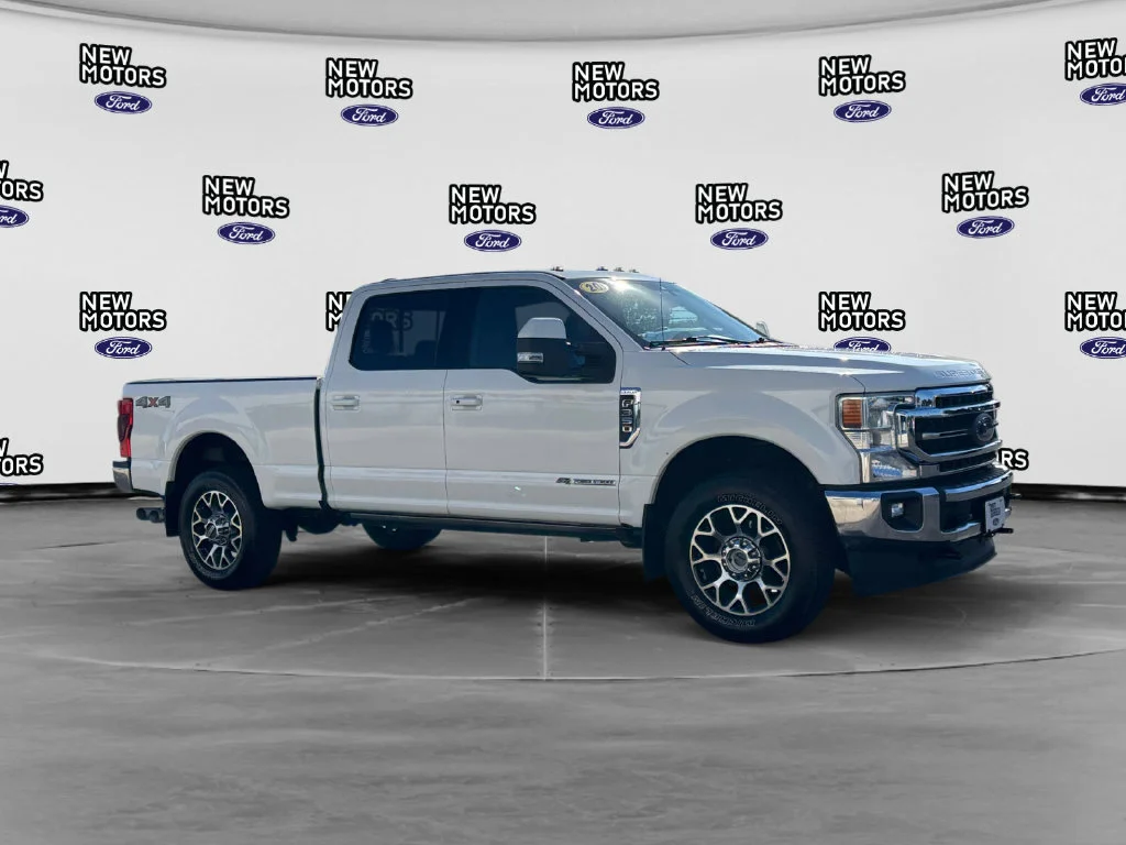 Used 2020 White Metallic Ford Lariat image 8
