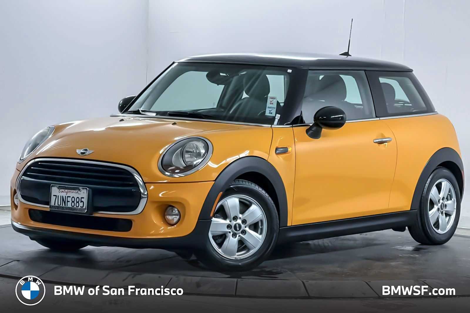 2016 MINI Cooper Base