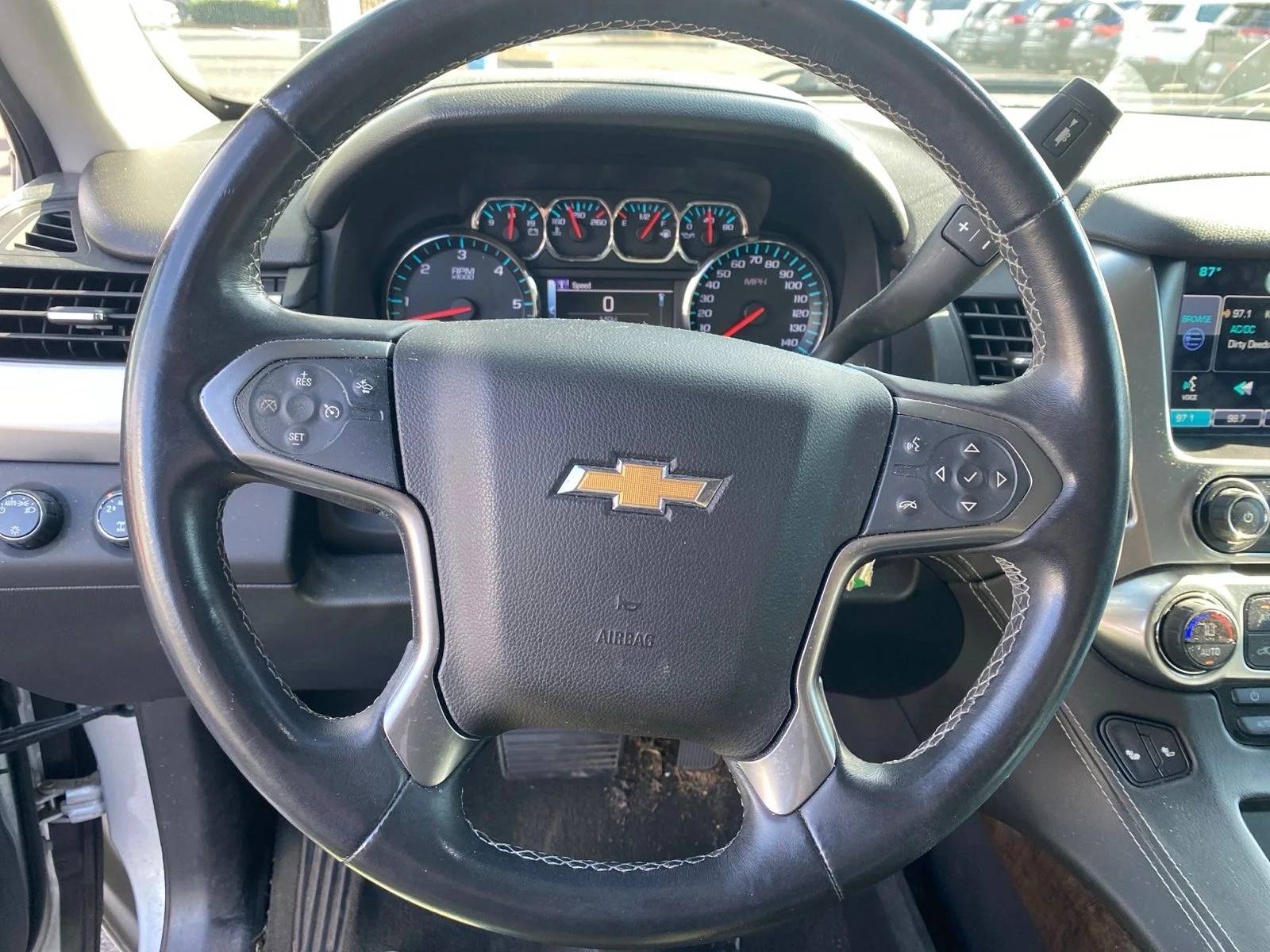 Used 2015 Silver Ice Metallic Chevrolet LT image 3