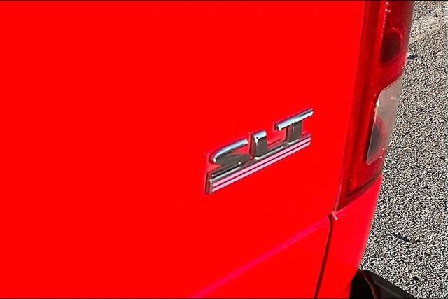 Used 2006 Red Dodge SLT image 8
