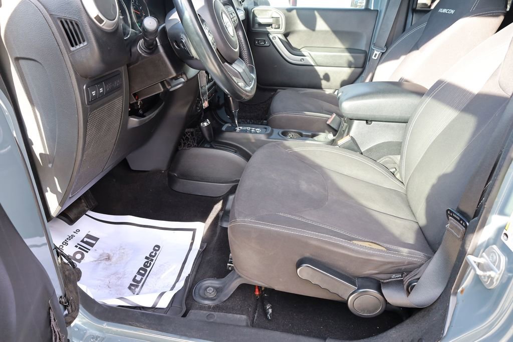 Used 2015 Anvil Clearcoat Jeep Rubicon image 11