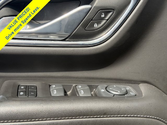 Used 2024 Summit White Chevrolet LT image 22