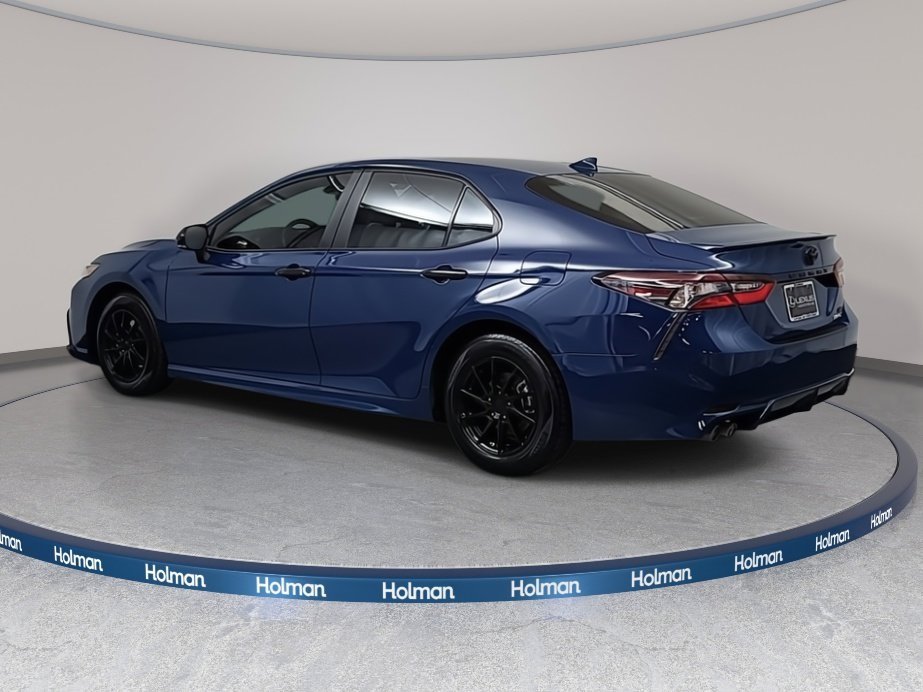 2023 Toyota Camry Hybrid SE photo 3