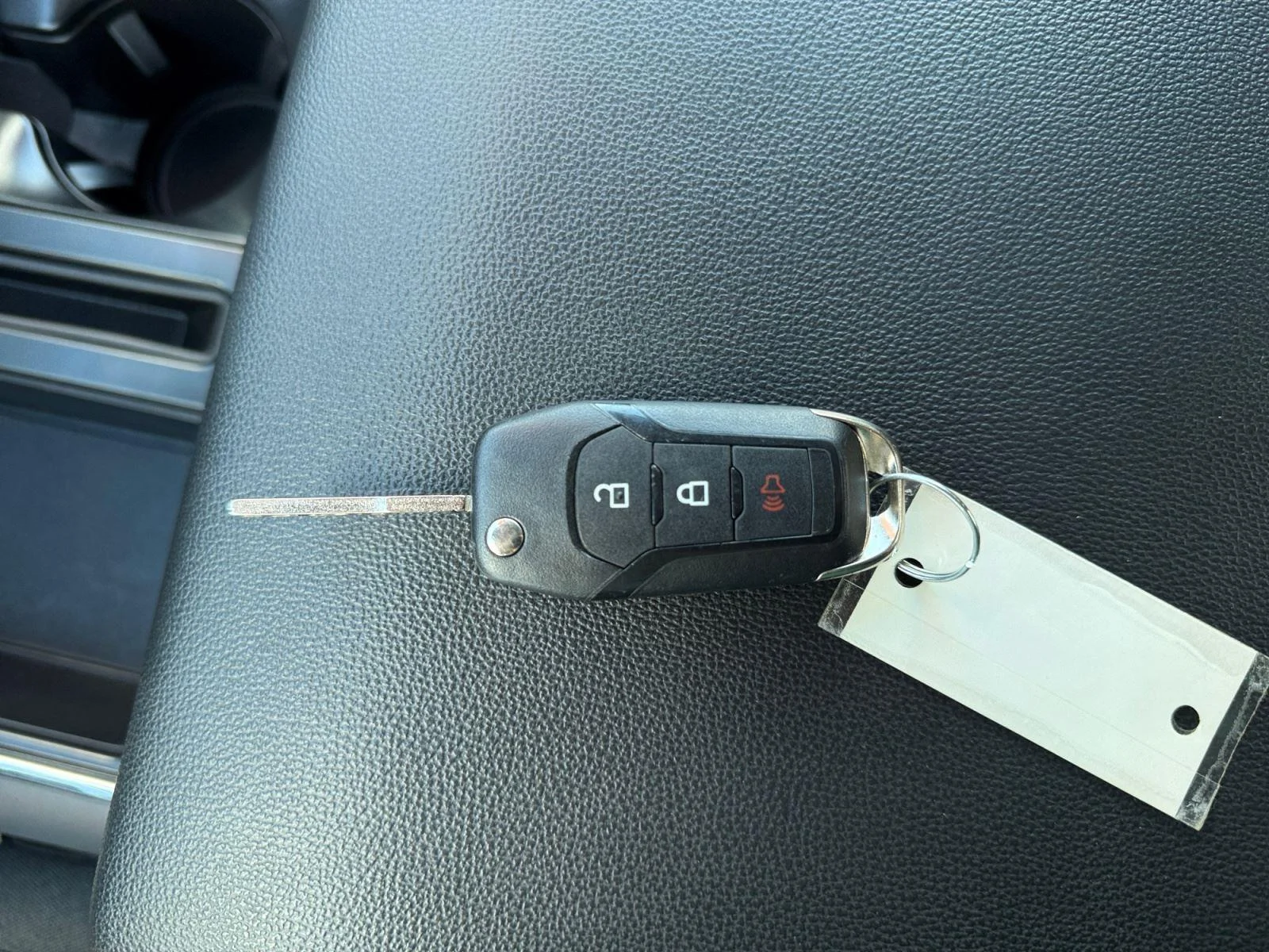 Used 2024 Oxford White Ford XLT image 30