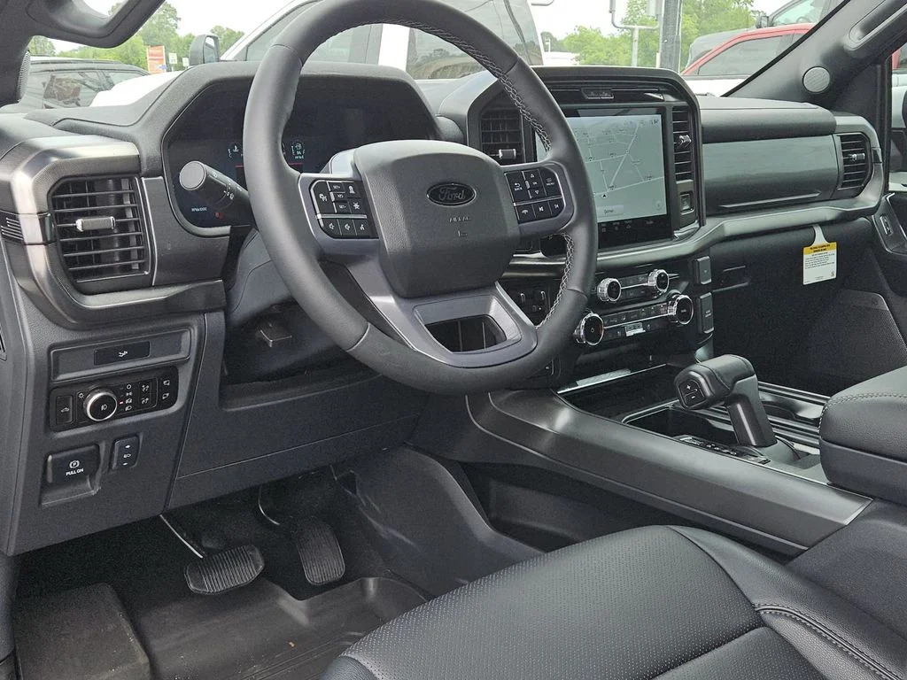 New 2026 Oxford White Ford Lariat® image 26