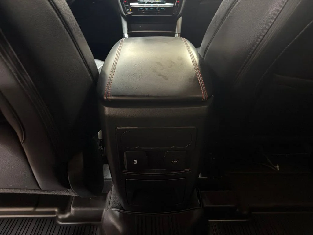 Used 2022 Agate Black Metallic Ford ST-Line image 20