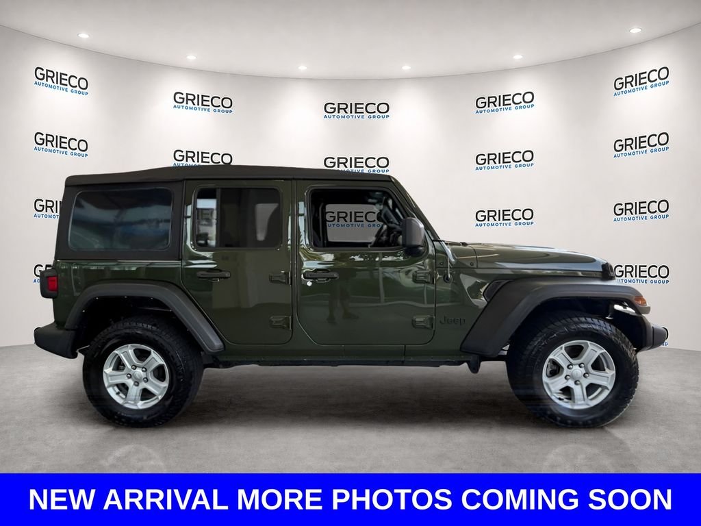 Used 2022 Green Jeep Unlimited Sport S image 8